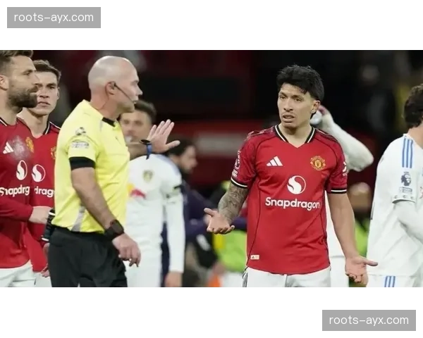 曼联1-2利兹联玫瑰德比:奥卡福尔双响破荒,B费助攻难救主 曼联1-2利兹联玫瑰德比:奥卡福尔双响破荒,B费助攻难救主